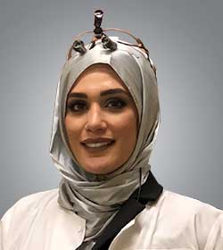 Dentist Leila El Saghir